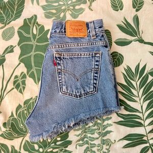 High waisted Vintage Levi’s Denim Shorte